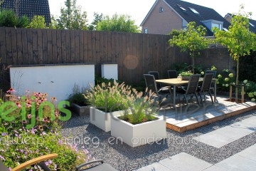 achtertuin_etten-leur_modern_eigentijds_trendy_onderhoudsvrij_strak_tuinaanleg